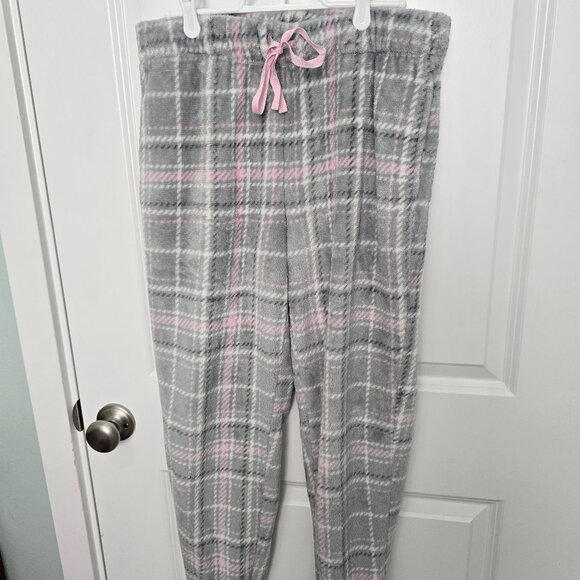 Joyspun Other - Pink Gray Plaid Soft Pajamas Size Medium
